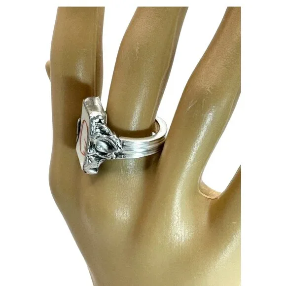 Peter Rabbit Alphabet Broken China Ring & 1847 Rogers Bro 3X SP Spoon Handle 7.5 - Picture 4 of 17